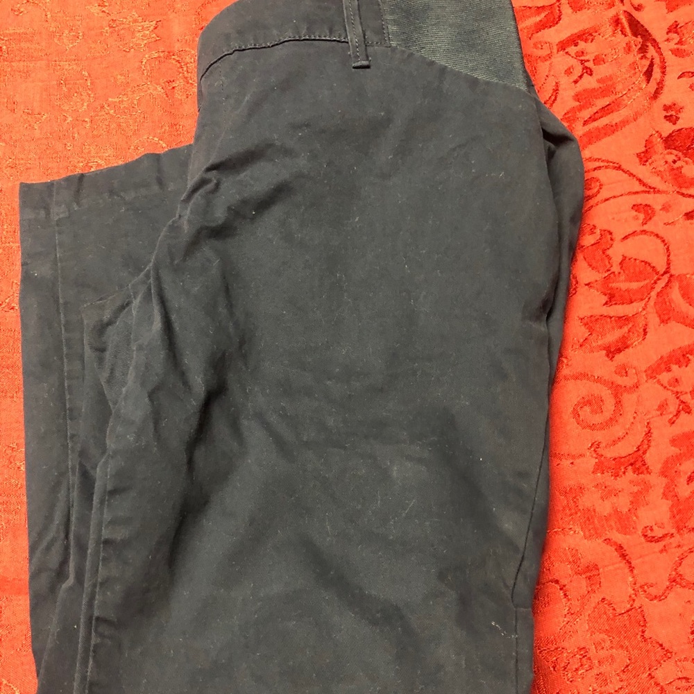 Old navy maternity pants lot